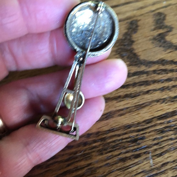 Zentall vintage clock pin with swinging pendulum gold - Picture 2 of 7